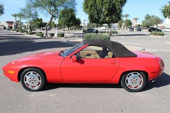 1981 PORSCHE C928 - photo 7
