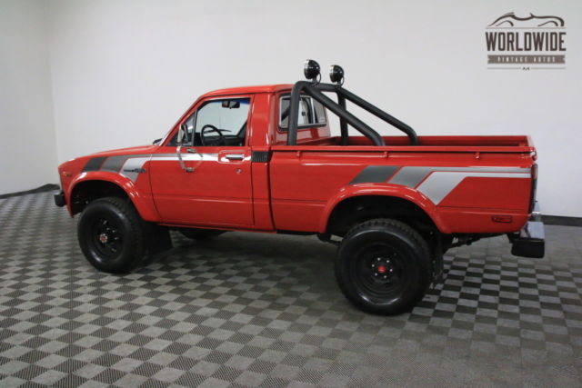 1981 Toyota PICKUP HILUX RESTORED RARE SHORT BED AC - photo 9
