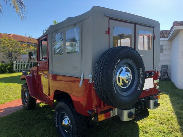 1981 Toyota Land Cruiser FJ40 - photo 2