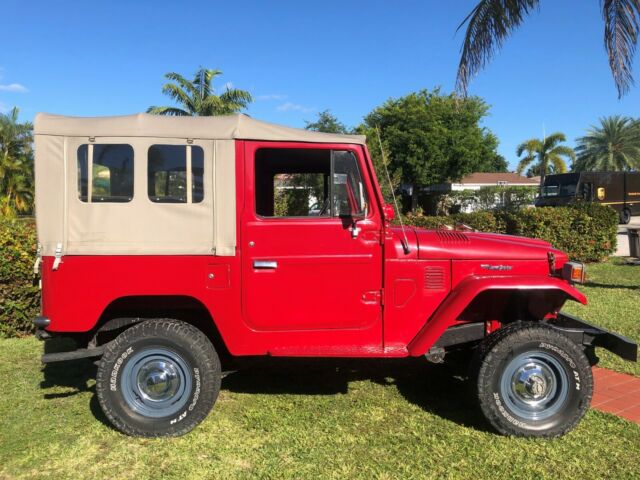 1981 Toyota Land Cruiser FJ40 - photo 5