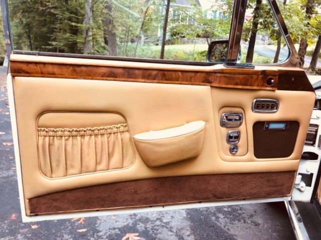 1981 Rolls-Royce Corniche - photo 13