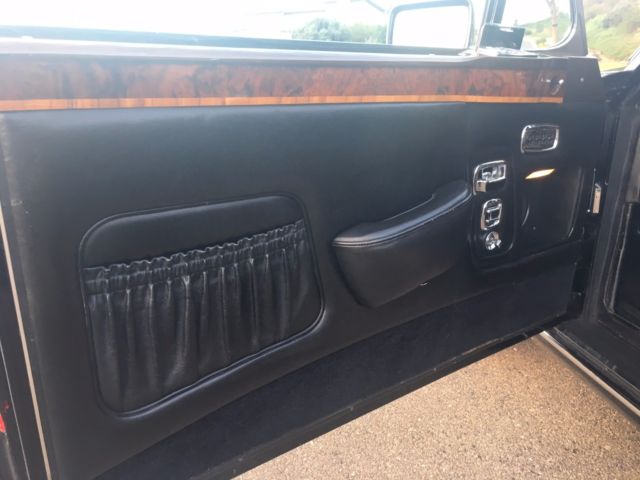 1981 Rolls-Royce Corniche Triple Black - photo 13