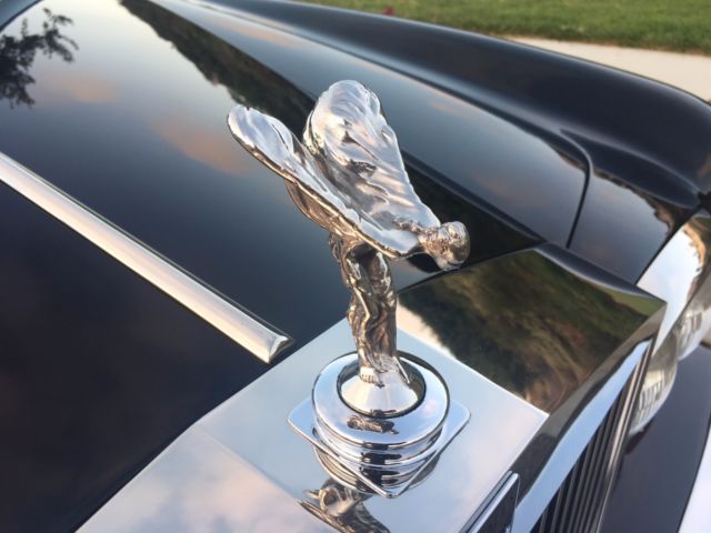1981 Rolls-Royce Corniche Triple Black - photo 8