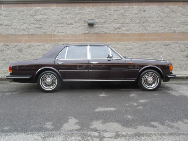 1981 Rolls-Royce Silver Spirit/Spur/Dawn Mulsanne 4 door Silver Spirit - photo 2