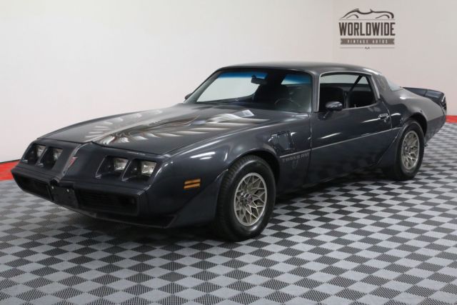 1981 Pontiac Firebird TRANS AM AUTOMATIC - photo 2