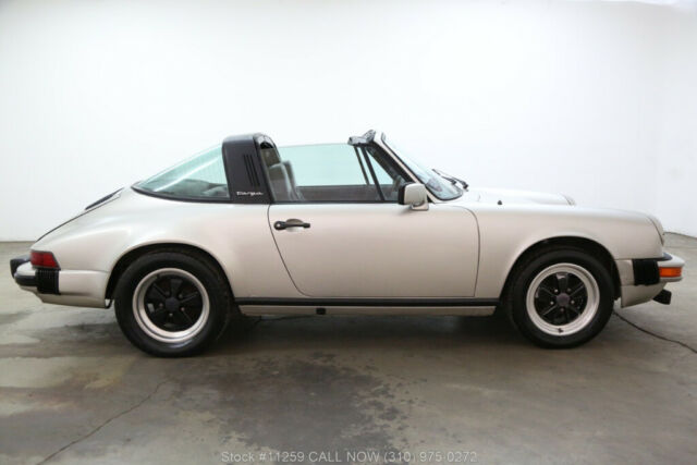 1981 Porsche 911SC Targa - photo 3