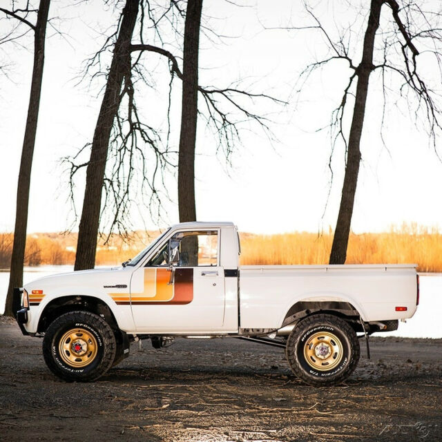 1981 Toyota Tacoma 4X4 - photo 3
