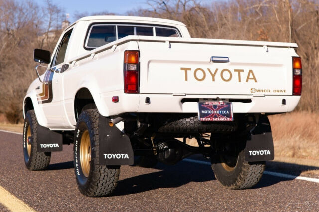 1981 Toyota Tacoma 4X4 - photo 6
