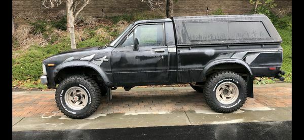 1981 TOYOTA 4x4 PICKUP TRUCK 4x4 SR5 SHORT BED MANUAL 4WD ALL ORIGINAL NEW TIRES 1981 Toyota Pickup short bed 4x4