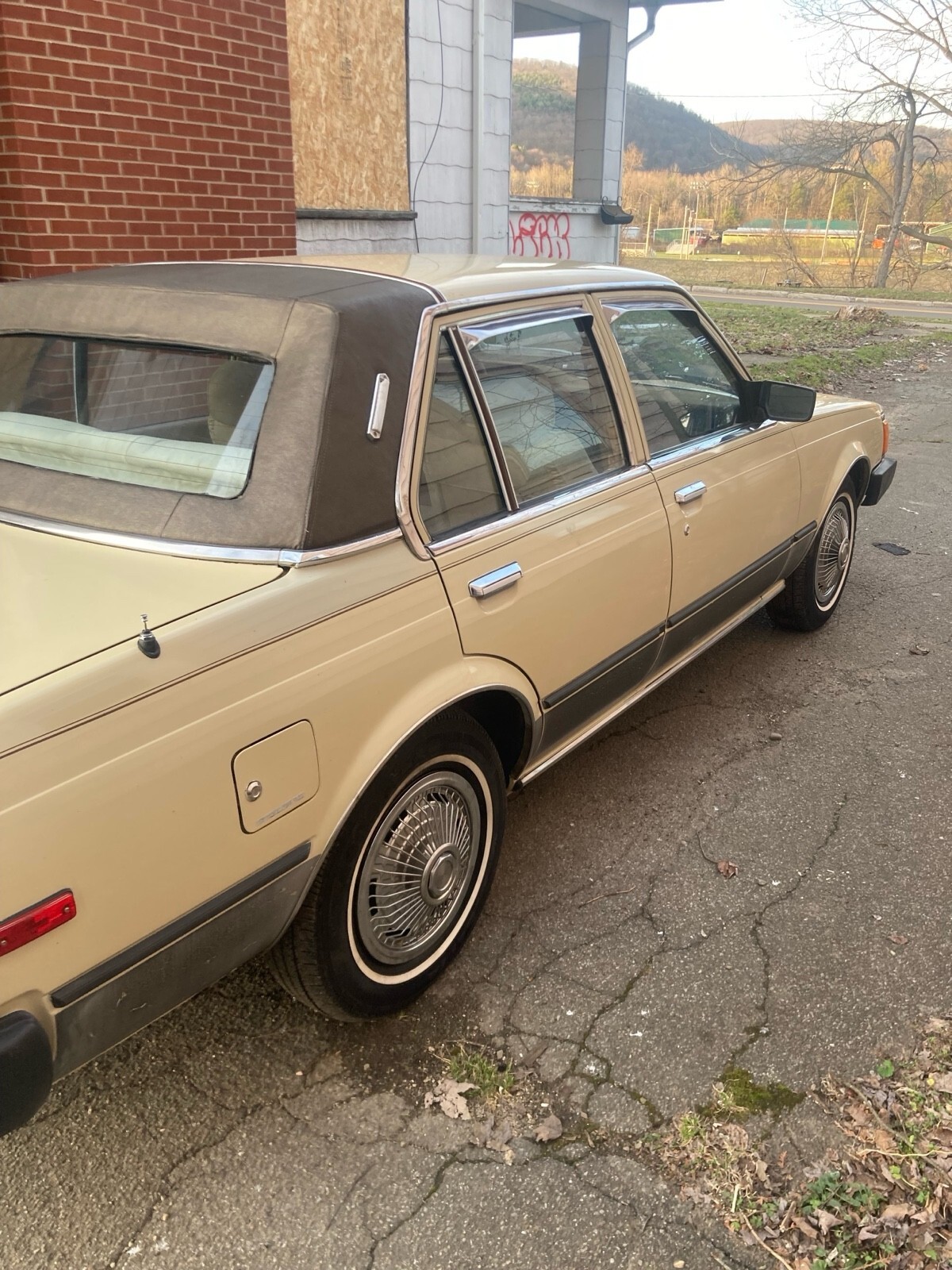 1981 Toyota Corona - photo 2