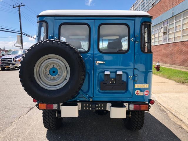 1981 Toyota Land Cruiser FJ40 - photo 2