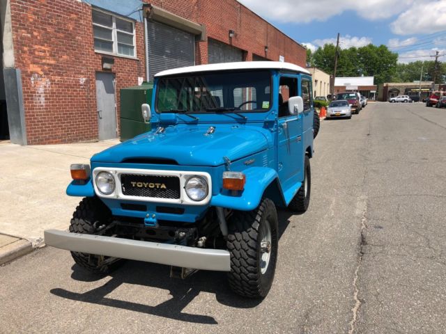 1981 Toyota Land Cruiser FJ40 - photo 5
