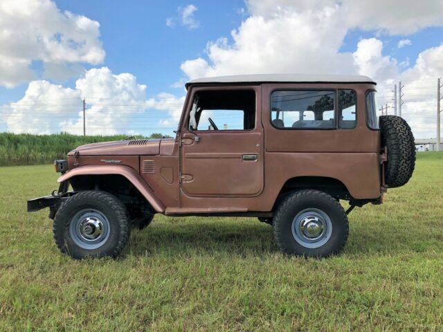 1981 Toyota Land Cruiser FJ40 - photo 3