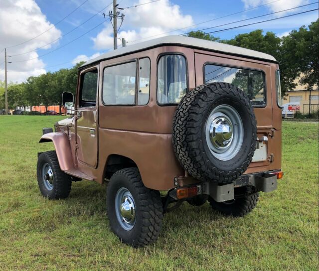 1981 Toyota Land Cruiser FJ40 - photo 6