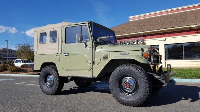 1981 TOYOTA FJ40 LAND CRUISER*FULL-FRAME OFF RESTORATION*FINANCING AVAILABLE 1981 Toyota Land Cruiser