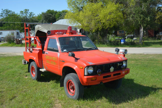 1981 Toyota Hilux Solid Axle 4x4 4WD Japanese Fire Truck RHD JDM Hunting Rig 1980 Toyota Hilux