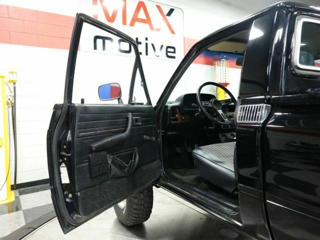 1981 Toyota Hilux SR5 - photo 3