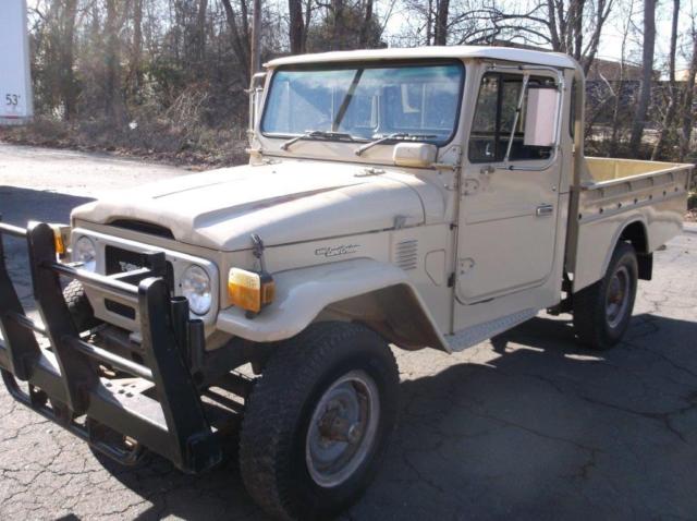 1981 Toyota Land Cruiser HJ47 Ute Pickup - photo 8