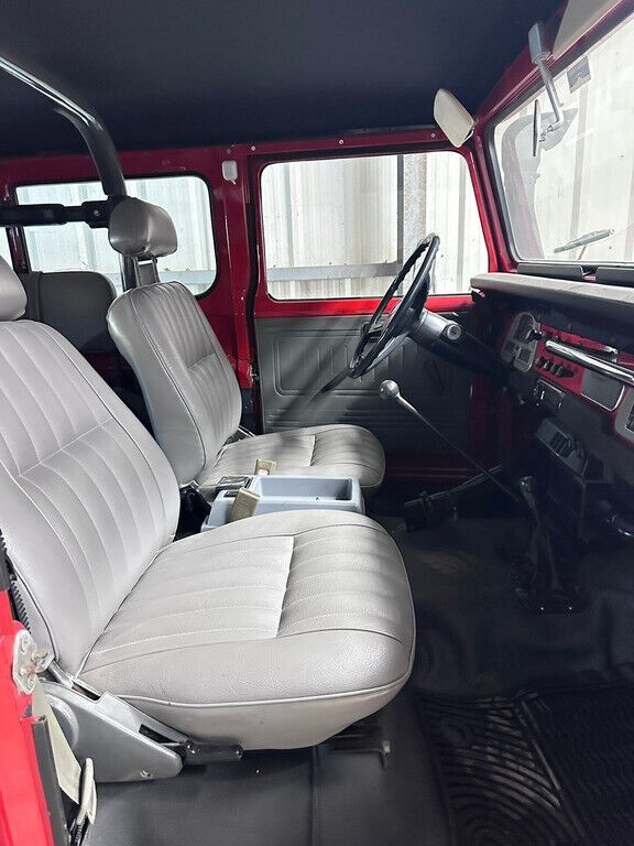 1981 Toyota Land Cruiser 2dr 4WD SUV - photo 9