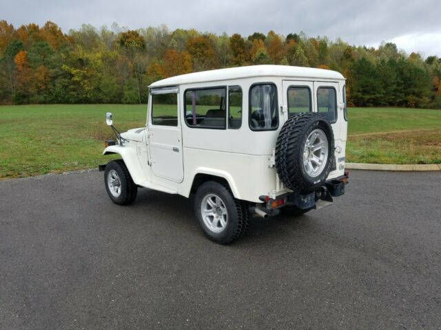 1981 Toyota Land Cruiser BJ41 2B diesel - photo 4