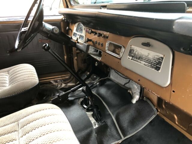 1981 Toyota Land Cruiser FJ40 - photo 3