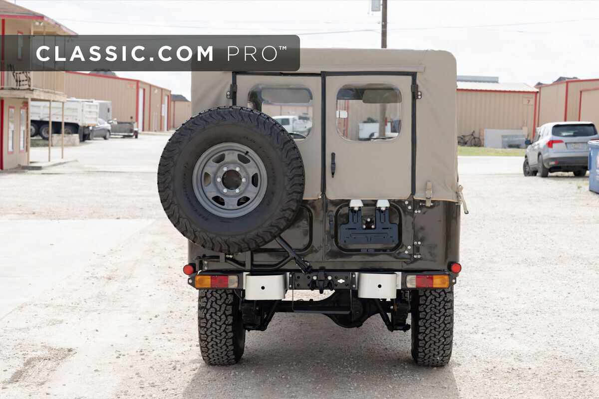 1981 Toyota Land Cruiser FJ45 Troopy - photo 7