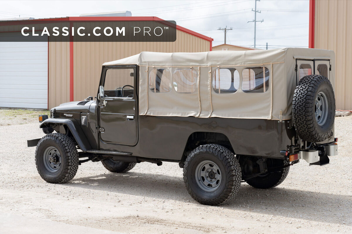 1981 Toyota Land Cruiser FJ45 Troopy - photo 8