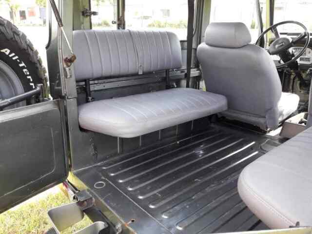 1981 Toyota Land Cruiser FJ40 Series - photo 8