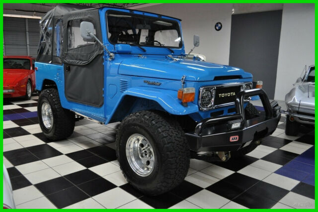 1981 TOYOTA LANDCRUISER FJ40 - 4X4 - AMAZING !! 1981 Toyota Land Cruiser FJ40 FULLY RESTORED - NICEST COLORS - LIKE NEW!!