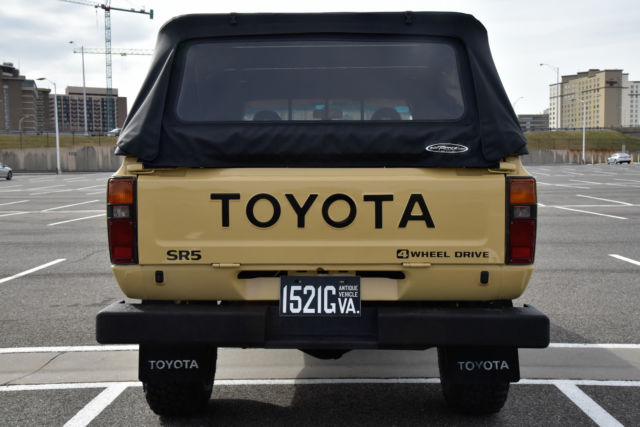 1981 Toyota Hilux SR5 Standard Cab Pickup 2-Door - photo 7
