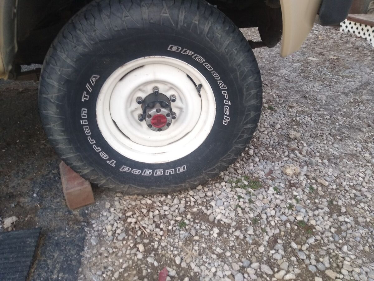 1981 Toyota Hilux 4x4 Pickup RN48 - photo 8