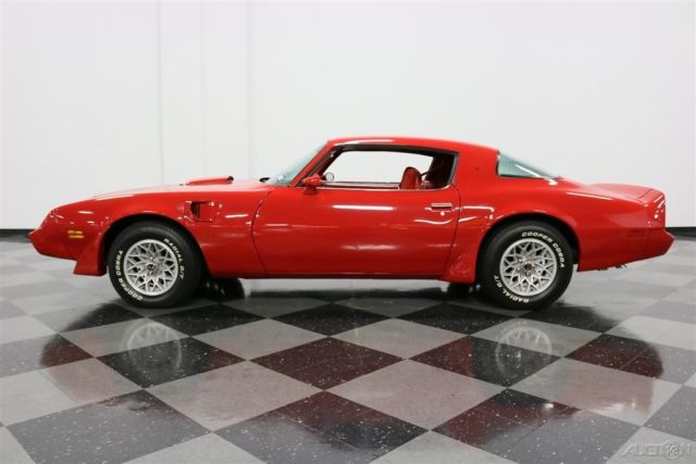 1981 Pontiac Firebird Trans Am - photo 2