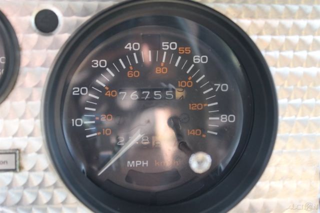 1981 Pontiac Firebird Trans Am Low Miles Restored - photo 8