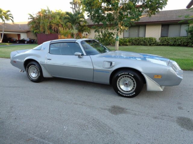 1981 Pontiac Trans Am - photo 2