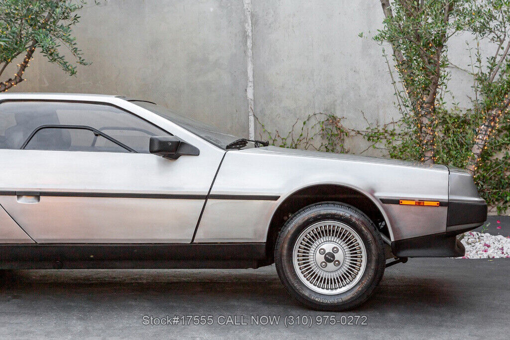 1981 DeLorean DMC-12 - photo 10