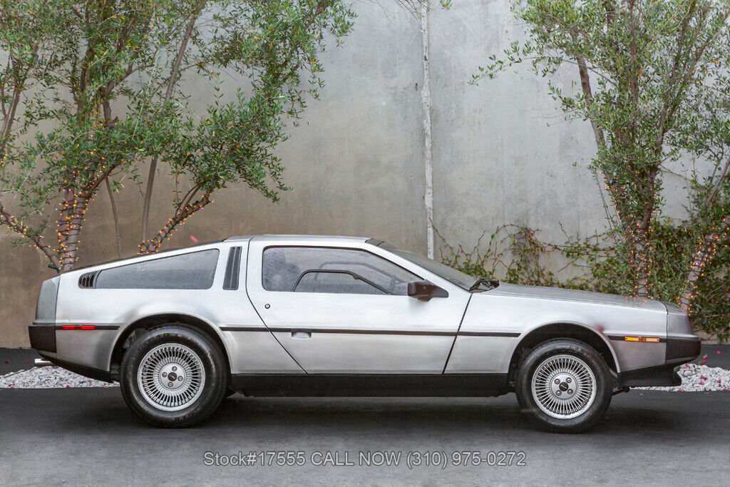 1981 DeLorean DMC-12 - photo 4