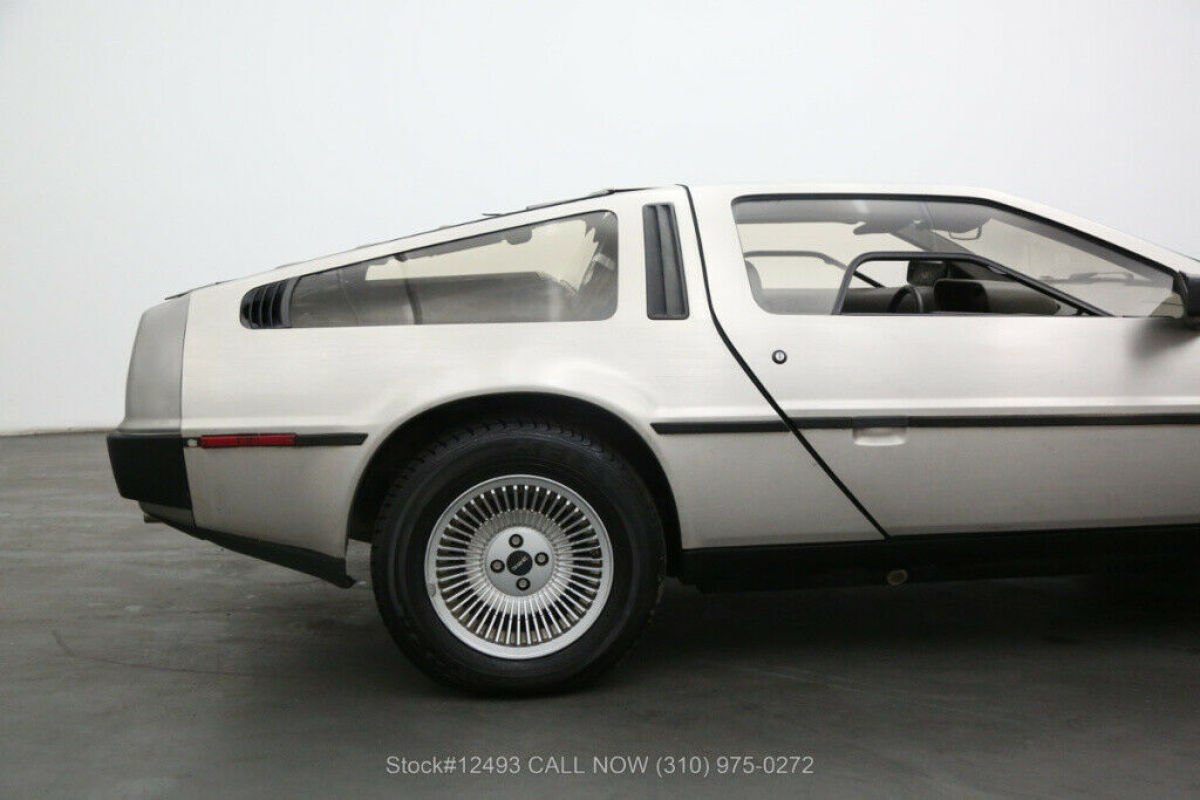 1981 DeLorean DMC - photo 11
