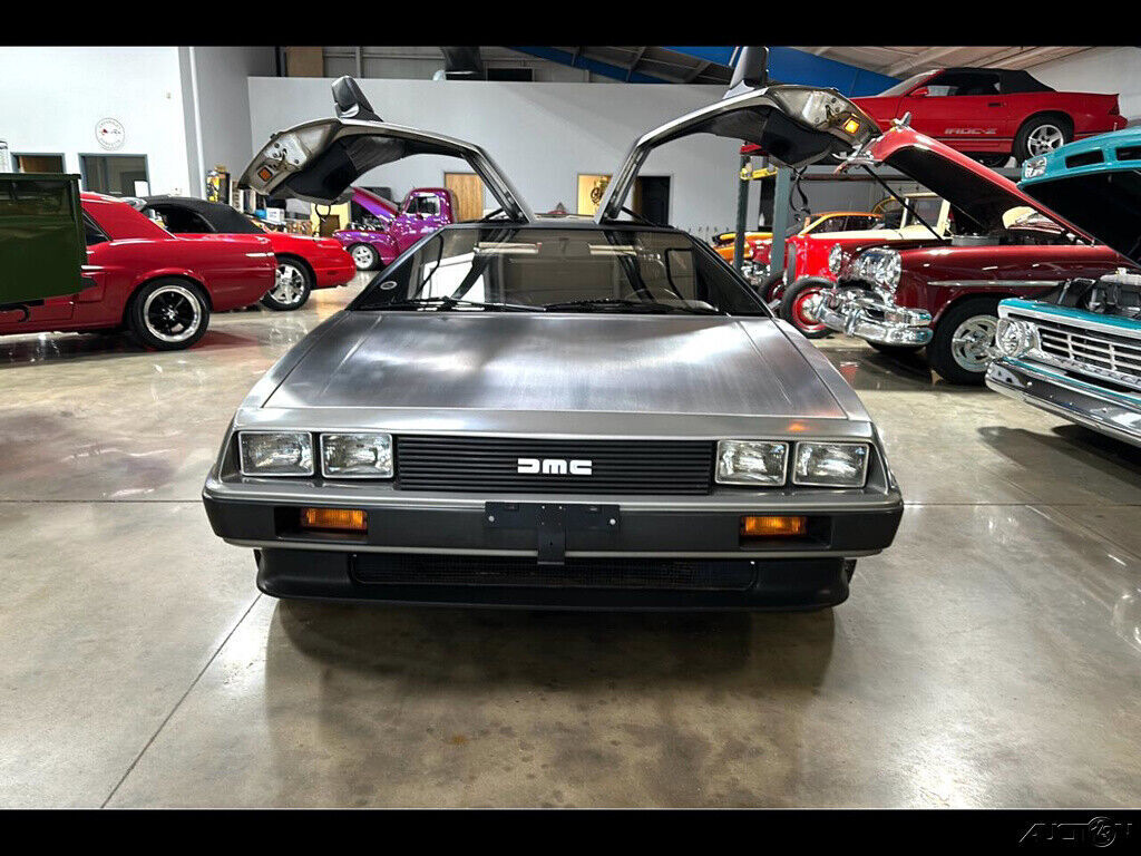 1981 DeLorean DMC-12 - photo 2