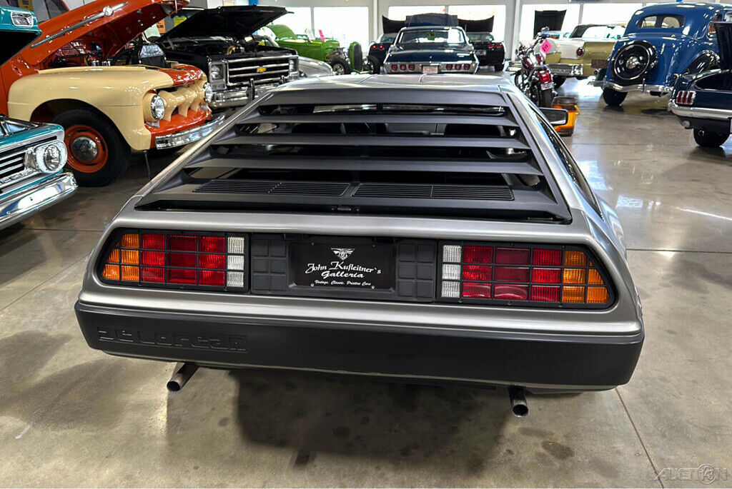 1981 DeLorean DMC-12 - photo 5
