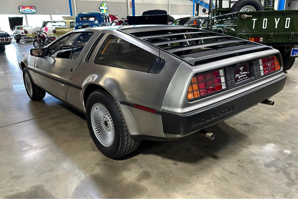 1981 DeLorean DMC-12 - photo 6