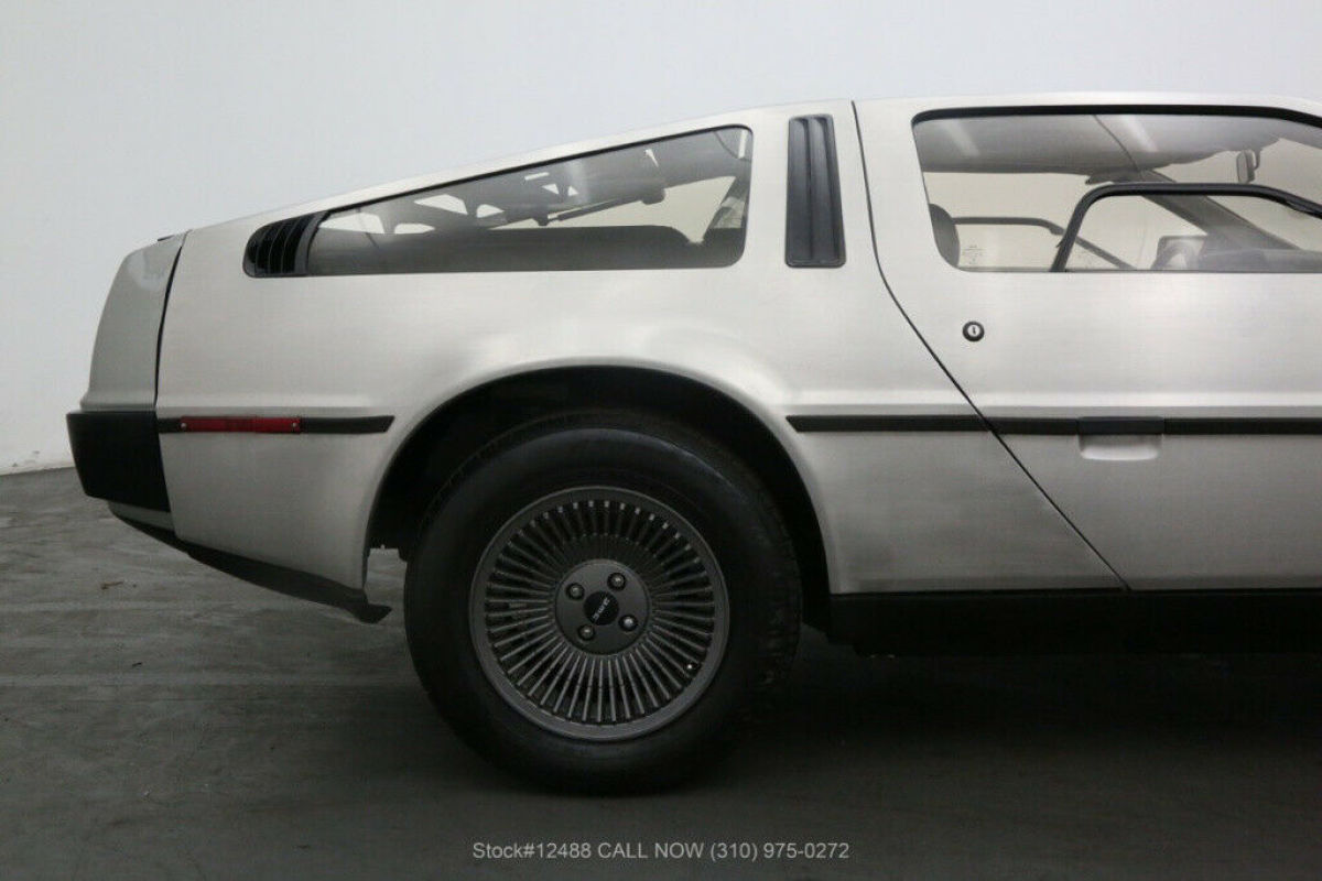 1981 DeLorean DMC - photo 11