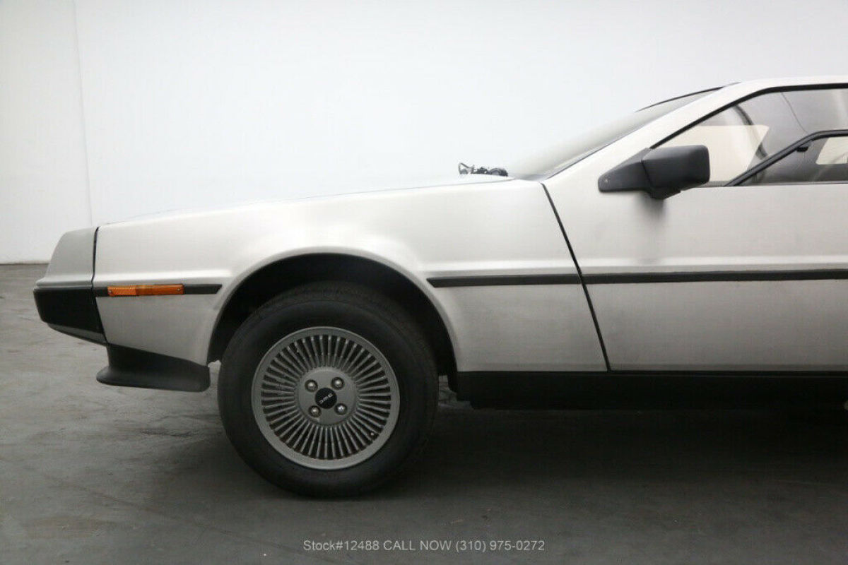 1981 DeLorean DMC - photo 12