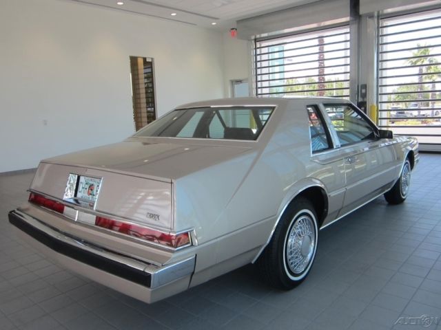 1981 Chrysler Imperial - photo 6