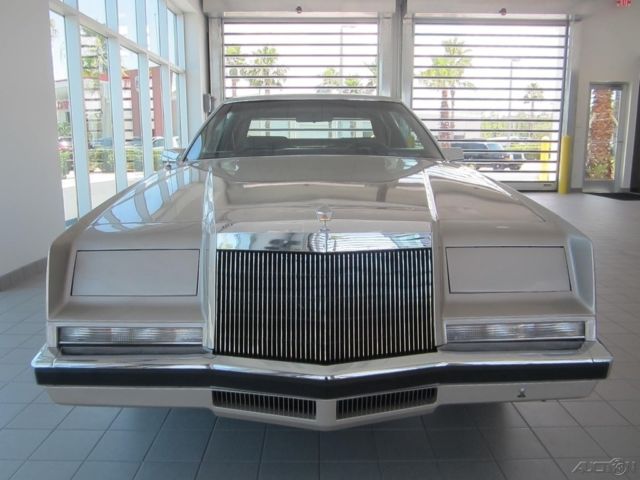 1981 Chrysler Imperial - photo 7