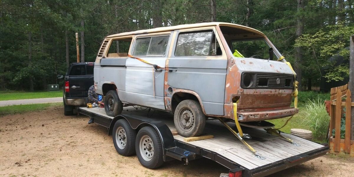 1981 Volkswagen Bus/Vanagon 7 passenger 1981 Volkswagen Bus/Vanagon 7 passenger Low Reserve !