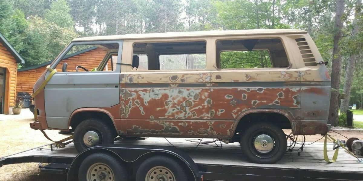 1981 Volkswagen Bus/Vanagon 7 passenger Low Reserve ! - photo 3