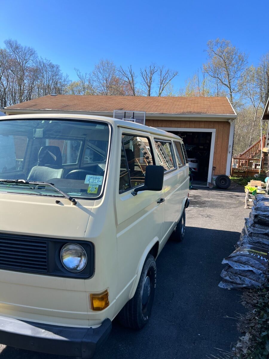 1981 Volkswagen Bus/Vanagon - photo 2