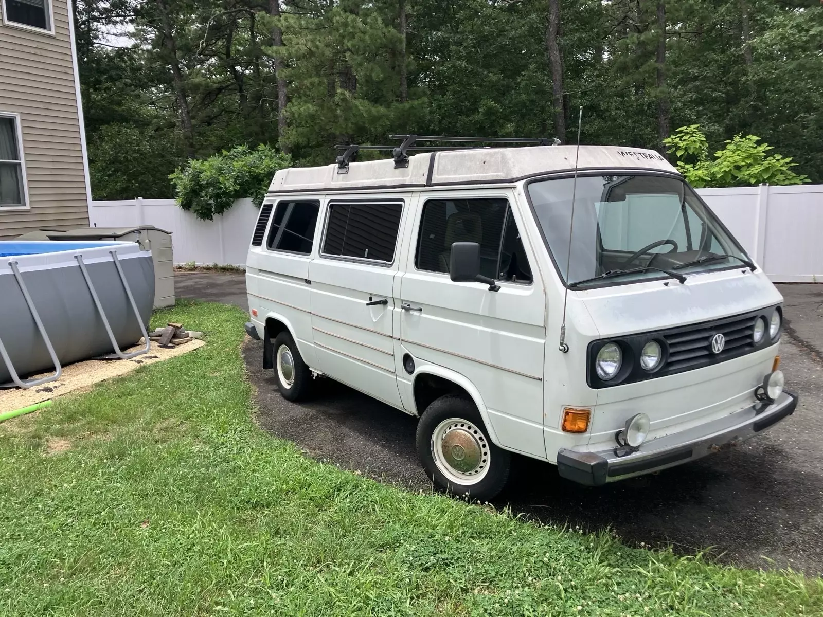 1981 Volkswagen Vanagon White CAMPER 1981 Volkswagen Vanagon CAMPER