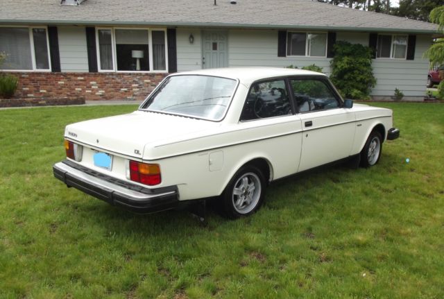 1981 Volvo 240 - photo 2