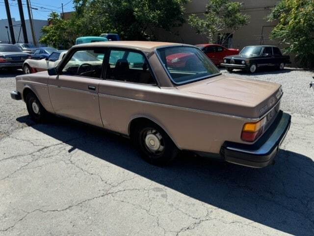 1981 Volvo 242 DL - photo 3
